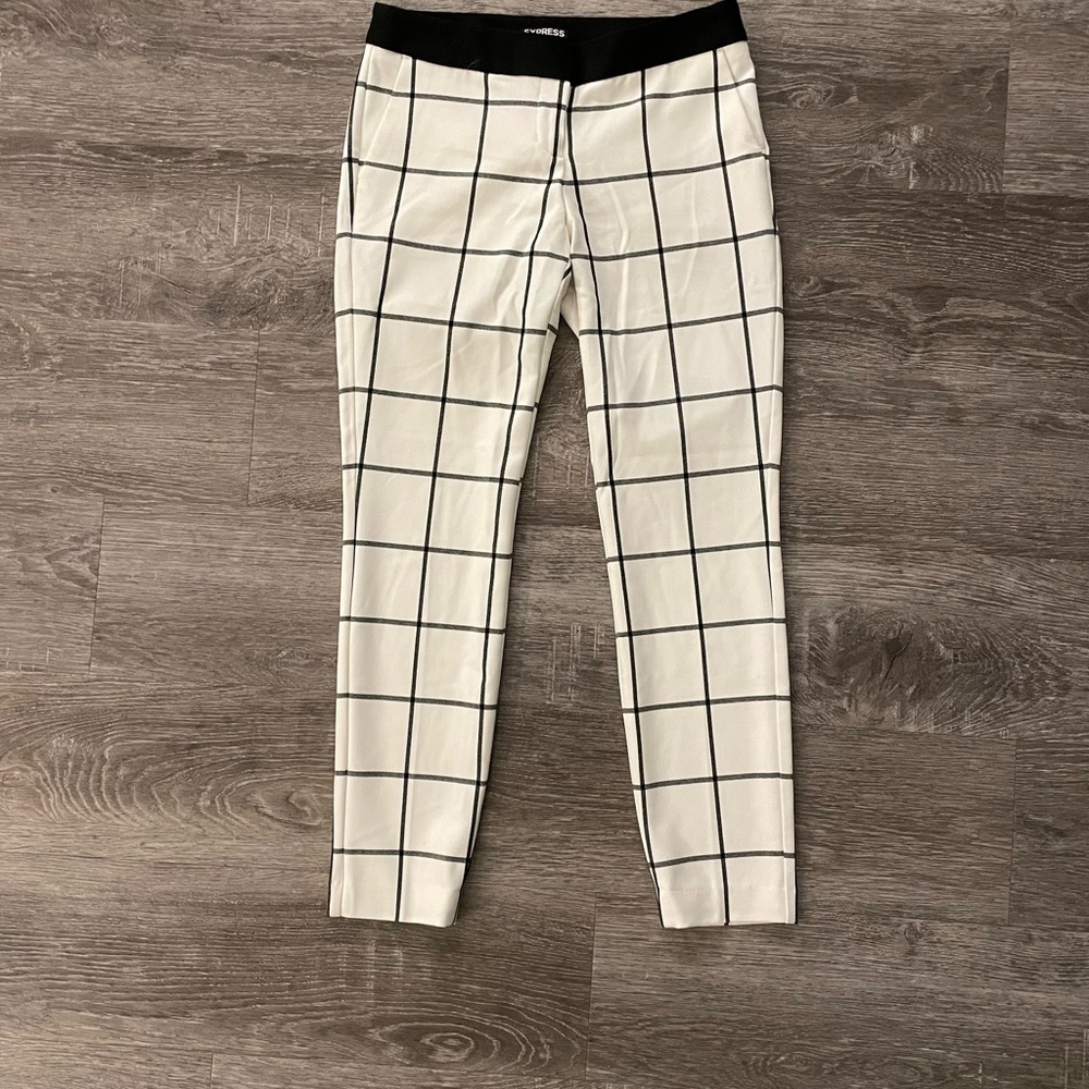 Express Columnist Pant.  Size 0R.  Like New!